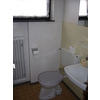 Bad mit Dusche und WC