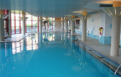 Hallenbad