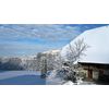 Blick von der Sonnenterrasse ins Tal im Winter